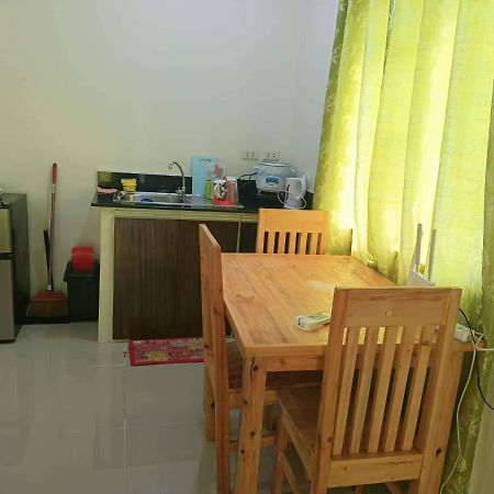 Condo Transient Near Naia Airport T1234 With Unlimited Wifi V1 마닐라 외부 사진